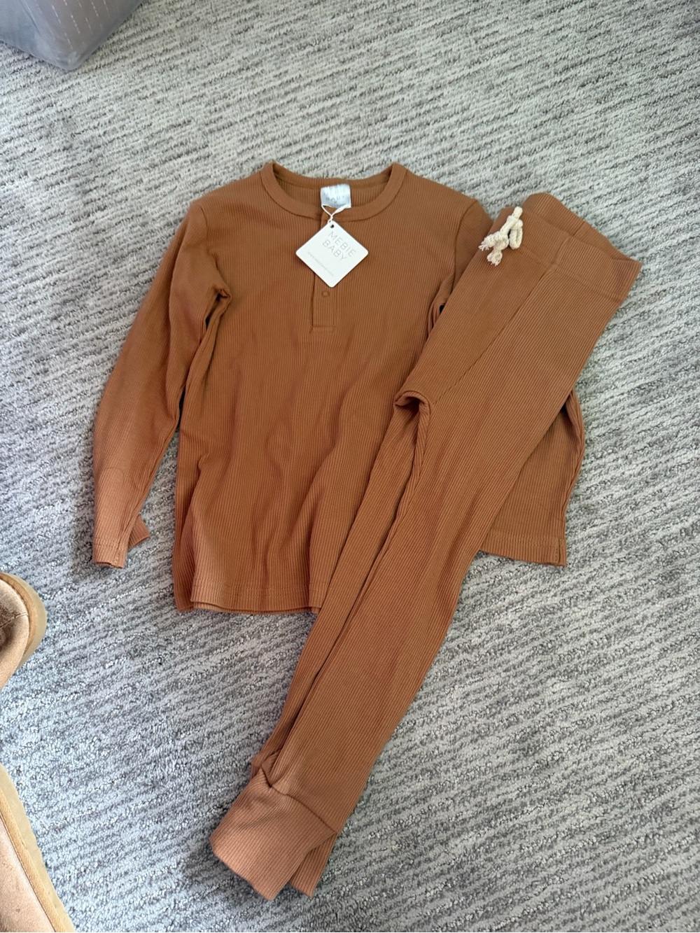 Mebie baby 4t Ribbed Set in Rust Brown